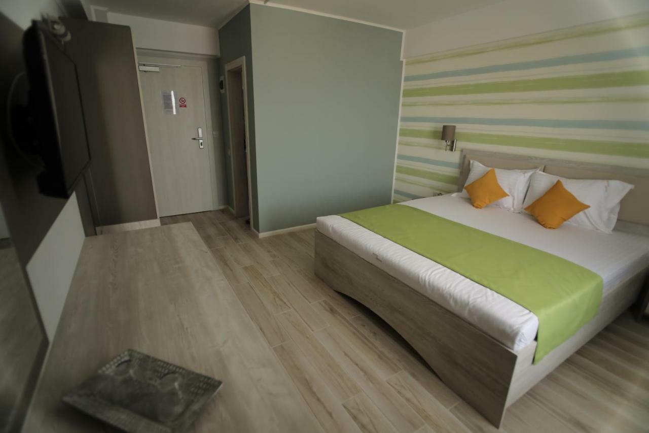 Hotel Dedal Năvodari Εξωτερικό φωτογραφία