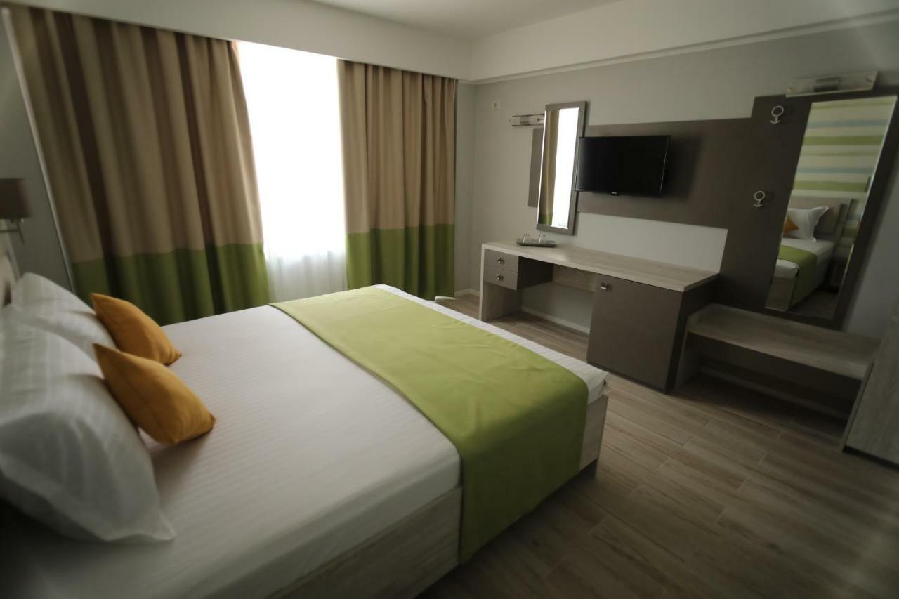 Hotel Dedal Năvodari Εξωτερικό φωτογραφία
